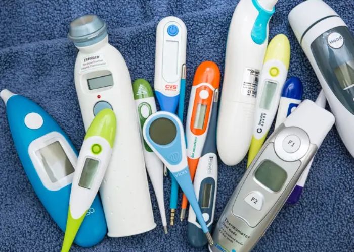 How Do Different Types of Thermometers Measure Body Temperature?